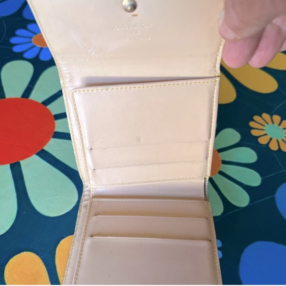Louis Vuitton Murakami Vintage Wallet - Picture 5 of 10